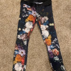 Koral Womens black floral skinny pants size 27
